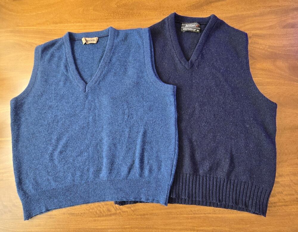 VTG Men's Medium Wool V-Neck Sweater Vests Lot of 2 Blue & Navy Preppy Grandpa